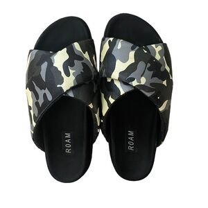 Roam- Black And Cream Camo Print Cross Puff Sandals